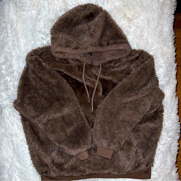 ASOS DESIGN Oversized Brown Sherpa/Faux Fur Hoodie - Large - Picture 6 of 13